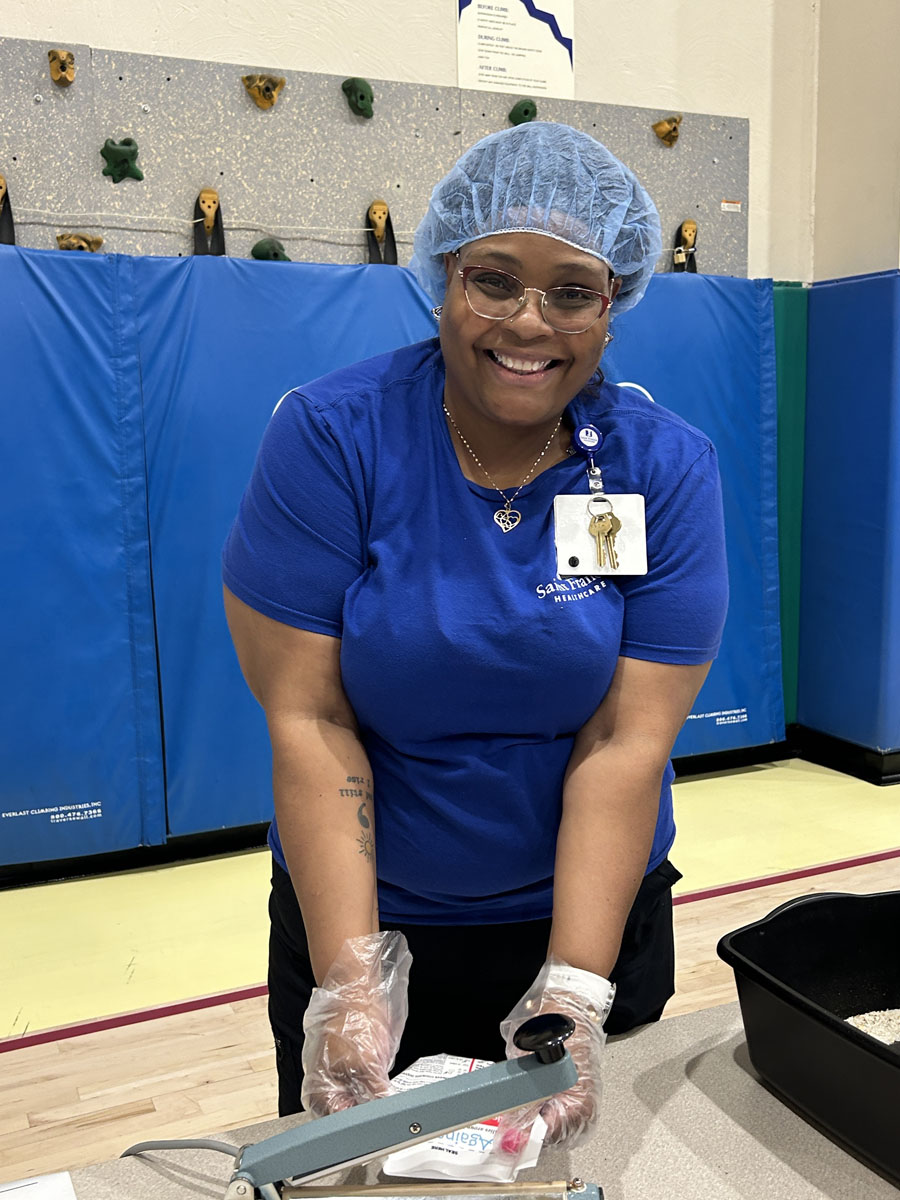 A scene from the Foundation's Saint Francis 150th Anniversary Food Packing Event